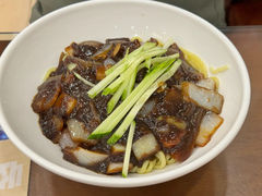 -贵宾庄炸酱面·韩式料理(高区店)