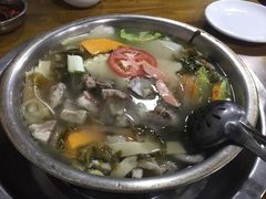 -泸州酸菜豆花火锅川师店