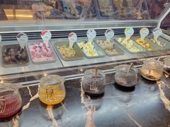-广州万富希尔顿酒店·感趣自助餐厅·金秋蟹宴生蚝海鲜刺身