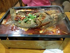 -老东镇啤酒屋海鲜加工·蒸汽海鲜·海鲜烧烤(台东店)