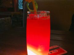 性感沙滩-MM·五声·音乐人与调酒师(西安路店)