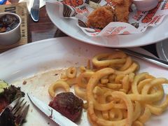 -乐蓬马歇百货公司(Rive Gauche)