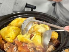 -东川炭炉鸡煲·榴莲瓦煲鸡(广州首店)