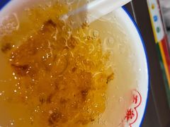 桃胶银耳炖雪梨-五条人糖水铺(光谷世界城店)