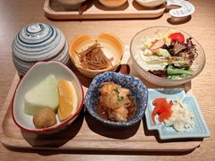 -阿吾罗·月咏精致日料(港汇恒隆广场店)