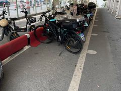 -九亭镇社区事务受理服务中心-地面停车场