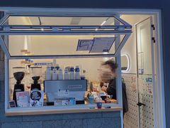 门面-AllorNothing横竖横咖啡(天虹店)