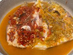 双色鱼头-老湘亲·品鉴湘菜(湖里店)