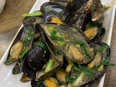 姜葱炒青口-贞姨美食·老字号海鲜大排档