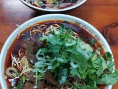 正宗牛肉面-汪胖子襄阳牛肉面(华丰路店)