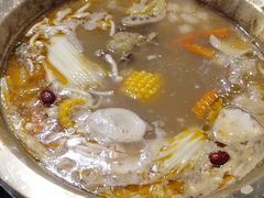 -顶顶汤火牛排火锅·经典铜锅涮肉