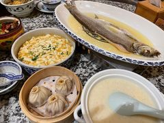 招牌虾黄豆腐-南京大牌档(济南万象城店)