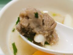 缸子羊汤-撒拉花儿·新疆菜·清真(太阳宫店)