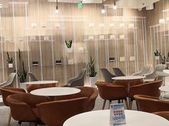 大堂-奈雪的茶(市百一店)