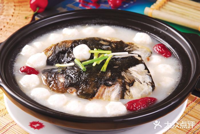 汉口往事民国主题餐厅(御华里店)养生鱼头鱼元汤图片