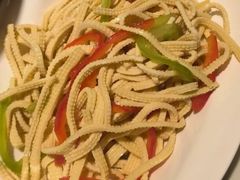 -尚尚仙·酸汤猪手·猪肚鸡火锅(华联万柳购物中心店)