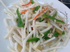 芦苇根炒肉丝-梦缘水乡·湖景餐厅