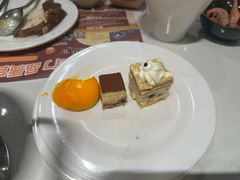 -金马门国际美食百汇(珞喻路店)