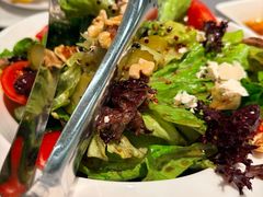 艾菲斯色拉-Efes Turkish & Mediterranean Cuisine 艾菲斯餐厅(陆家嘴店)