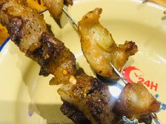 -马路牙子地桌烤肉(工体店)