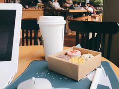 -星巴克(昆明金鹰天地店)