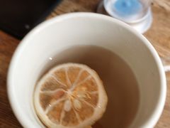 -蜜桃餐厅·伴山(湖滨商业街店)