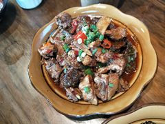 血粑烧鸭-印象鲵宴·张家界地标美食名片(溪布街店)