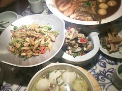 -卢大鲜鱼头捞饭(美利广场店)