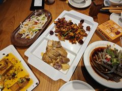 -隔壁老王·家常云南菜(花巷店)