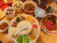 -怪噜范·老贵阳街头名小吃(汇金星力城店)