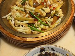 -佬麻雀·新湘菜(东方宝泰店)
