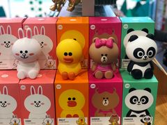 -LINE FRIENDS Garosu-gil Flagship Store