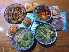 -伊穆祥牛肉面总店·清真