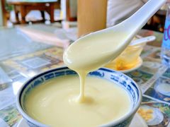 香滑凤凰奶-周大娘牛乳(旧寨古村总店)