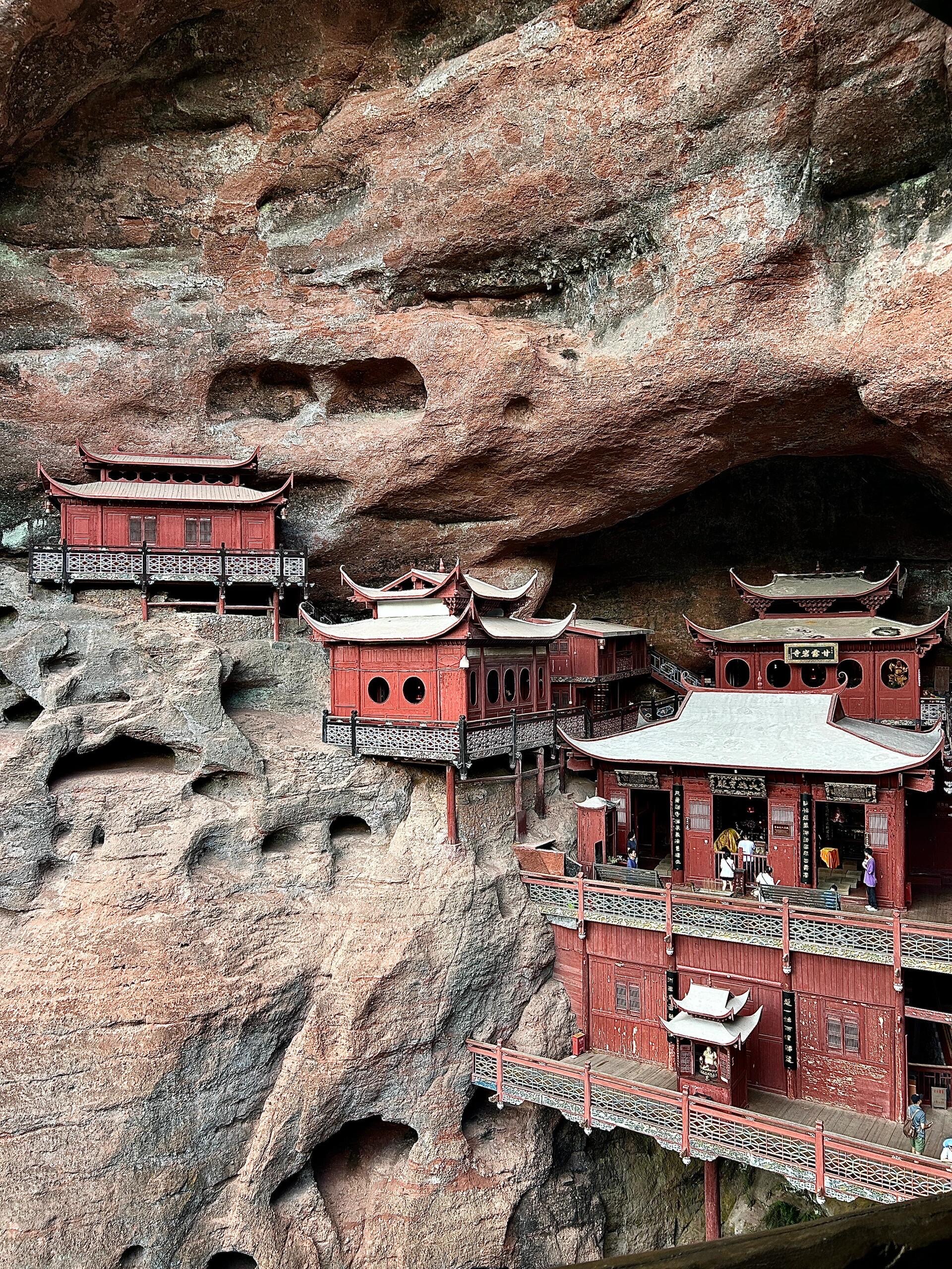 宜良陡坡寺介绍图片