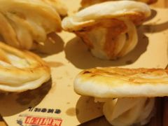 老济南油旋-闫府私房菜·百年鲁菜(恒隆店)