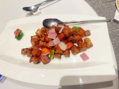 -御花园·粤菜·海鲜火锅(中山公园店)