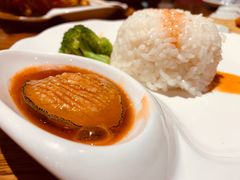鲍鱼扣饭-东来菜馆•手抓海鲜家常菜•海鲜锅贴(鸽子窝店)