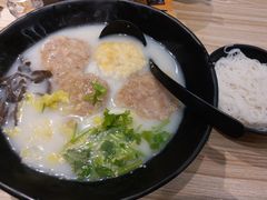 -渔米丰·广府鱼汤米线(光明广场店)