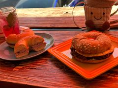 -Catch Bagel(芳草地店)