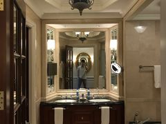 -广州富力丽思卡尔顿酒店