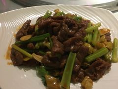 小芹菜黄牛肉-蝴蝶汇音乐酒馆(罗湖店)