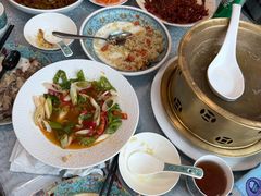 -汗腾格里·风味餐厅(新疆驻京办店)