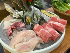 -樾餐厅泰式海鲜火锅(民歌湖店)