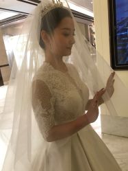 -艾米丽婚纱礼服