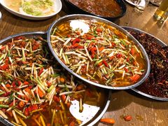 -邱金小炒·30 年盐帮江湖菜(自贡店)