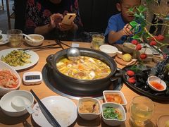 -一朵菌·野生菌探索家火锅(南亚店)
