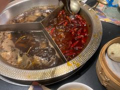 -廖掌柜·重庆鲜货火锅(上海首店)