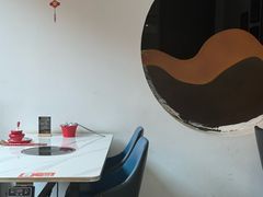 -毛辣果·贵州红酸汤牛肉火锅(西单店)