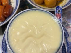 -广信牛奶甜品世家(台东店)